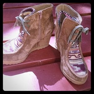 Boho wedge suede heels